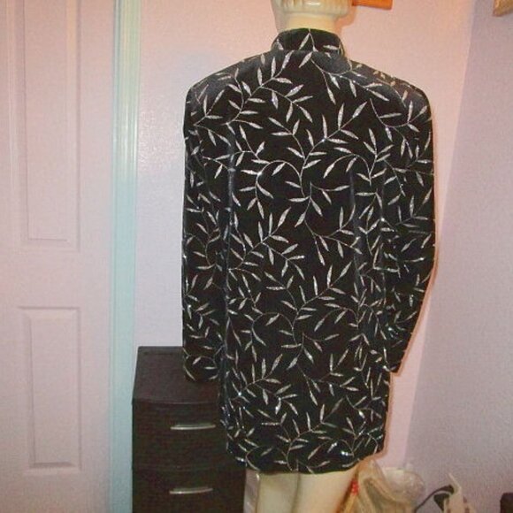 Vtg Black Velvet Embellished Blazer Size M Tunic Long Sleeves Formal Old Money - Picture 8 of 10